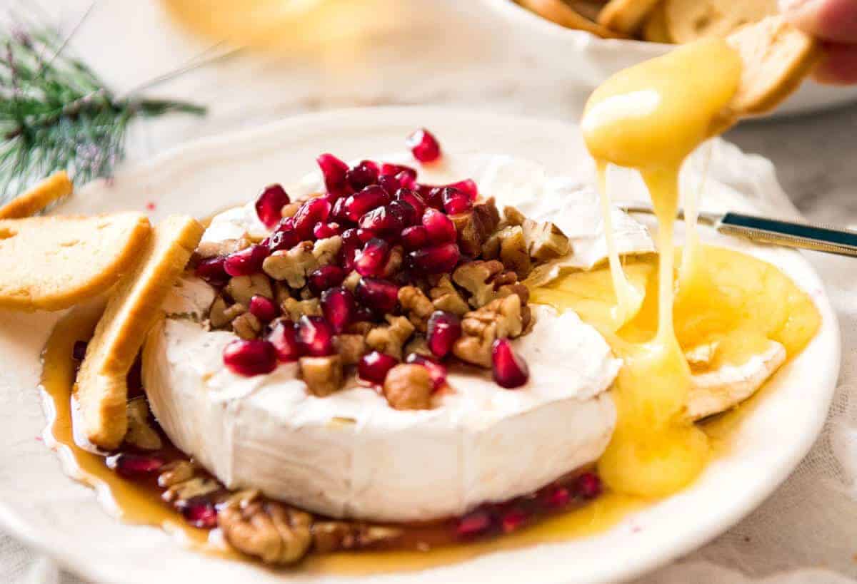 3 Minute Melty Festive Brie - Just microwave for 1 minute and you have an almost-instant baked brie appetizer! www.recipetineats.com